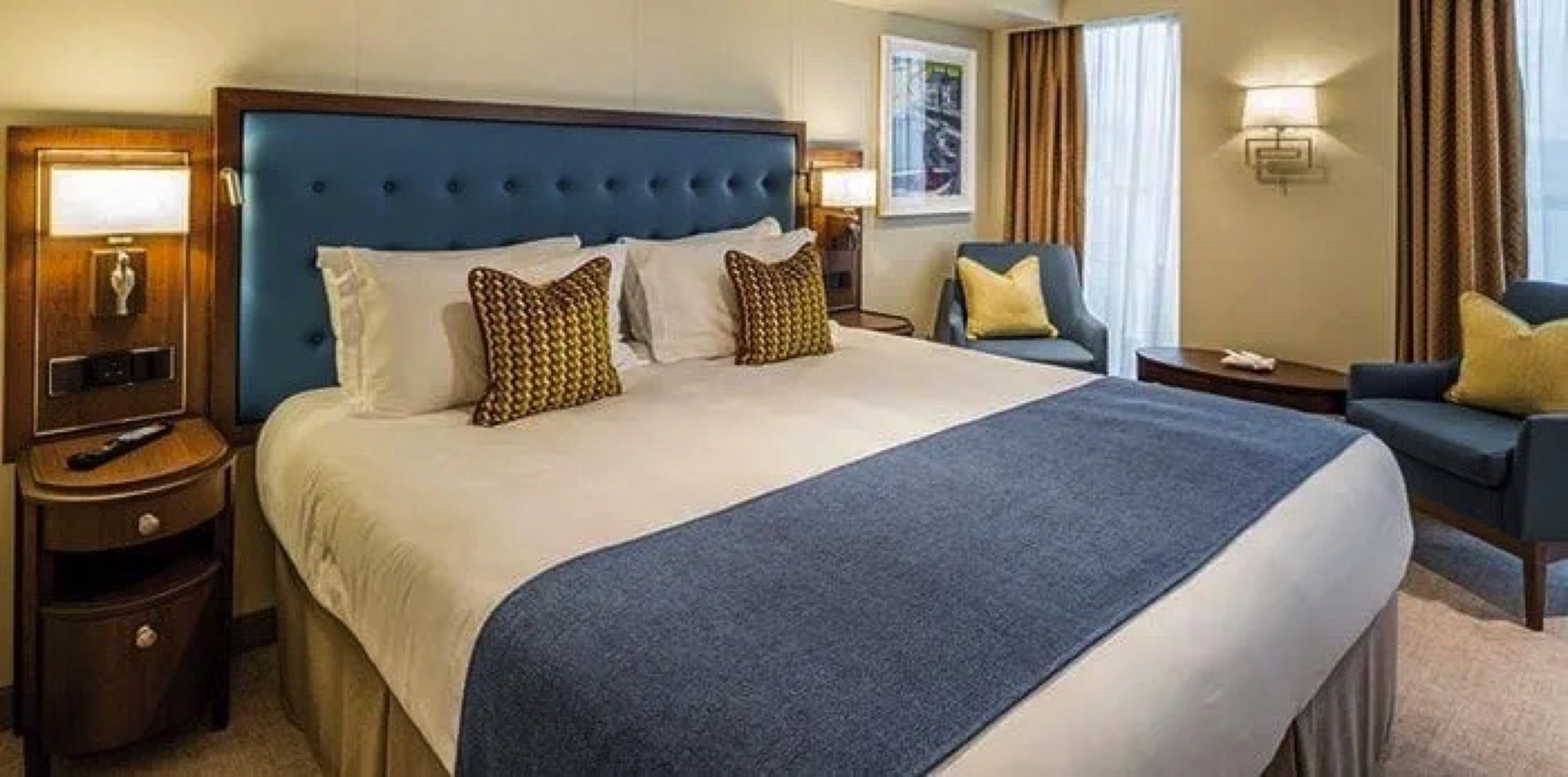 Twin Deluxe with Balcony